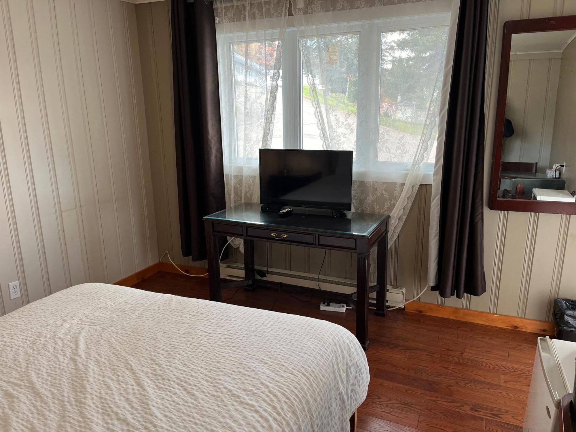 Motel Clair Mont Sainte-Agathe-des-Monts Exteriör bild